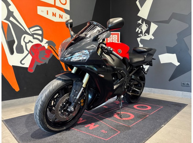 Yamaha R1