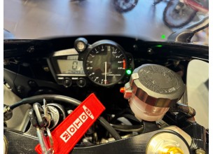 Yamaha R1