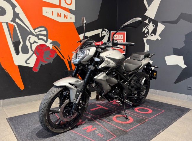 Benelli BN125