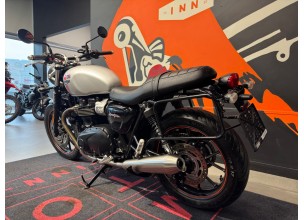 Triumph Street Twin 900