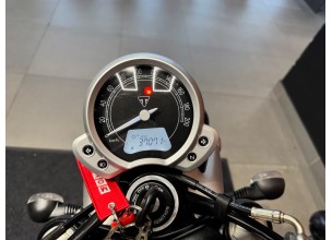 Triumph Street Twin 900
