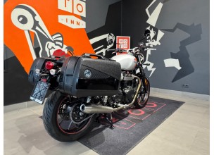 Triumph Street Twin 900