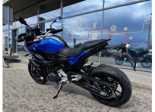 BMW F900 XR