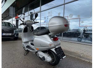 Piaggio Vespa 125 