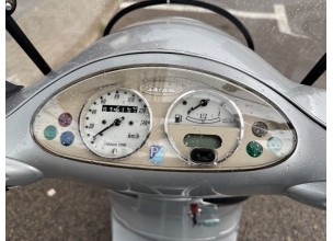 Piaggio Vespa 125 