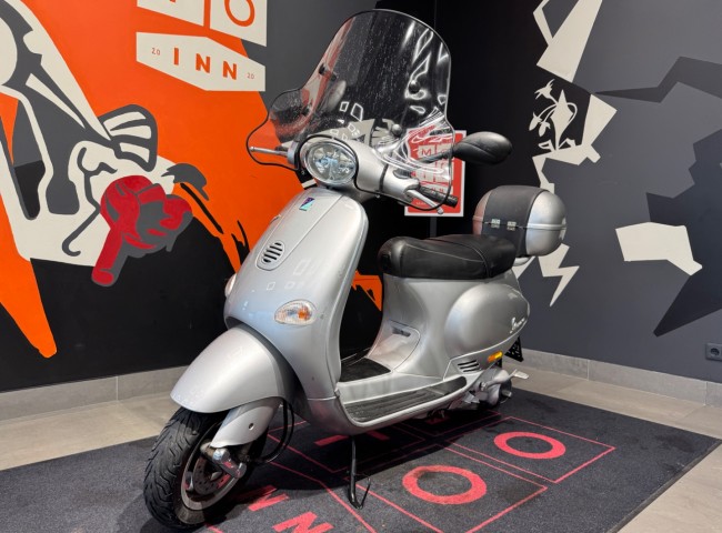 Piaggio Vespa 125 
