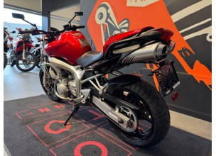 Yamaha FZ6N