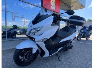 ﻿Suzuki Burgman 400 Abs
