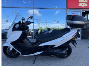 ﻿Suzuki Burgman 400 Abs