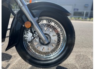 Suzuki VL800