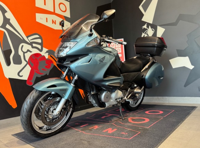 Honda NT700V Deauville