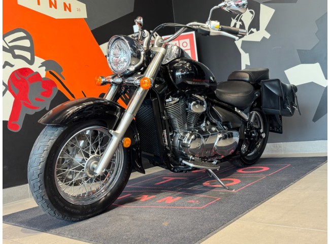 Suzuki VL800