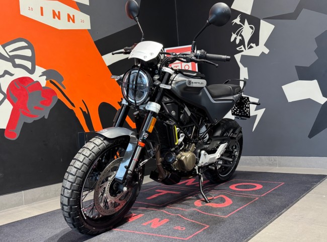 Husqvarna Svartpilen 125 Abs