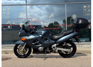 Suzuki GSX750F Katana