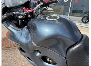 Suzuki GSX750F Katana