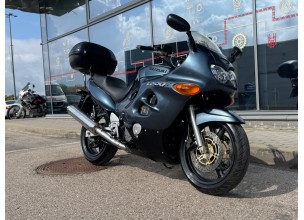 Suzuki GSX750F Katana