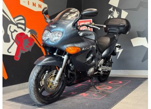Suzuki GSX750F Katana