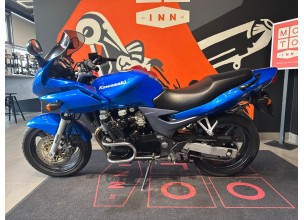 Kawasaki ZR7S
