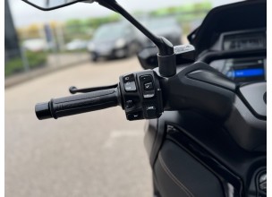 Yamaha Xmax 300