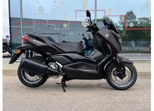 Yamaha Xmax 300