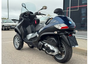 Piaggio Mp3 400