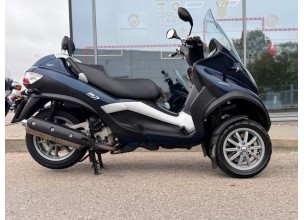 Piaggio Mp3 400