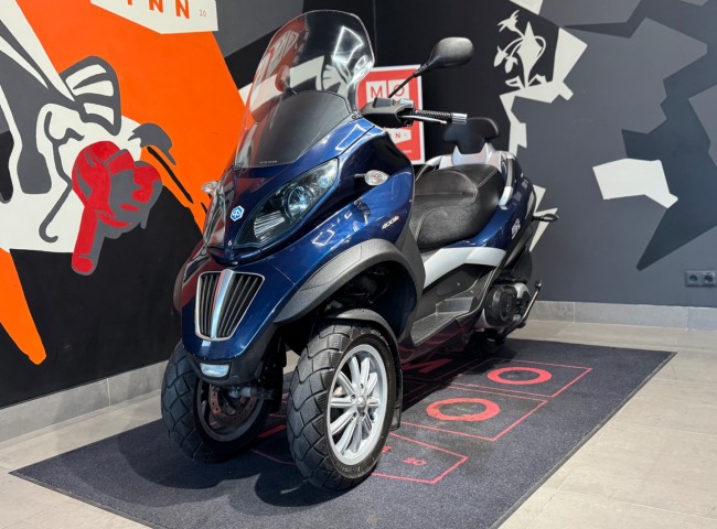 Piaggio Mp3 400