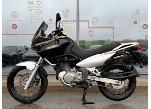 Suzuki XF650 Freewind