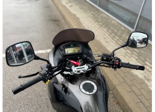 Suzuki XF650 Freewind