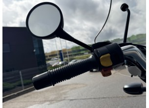 BMW R1100R