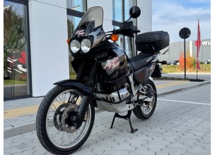 Honda Africa Twin XRV750