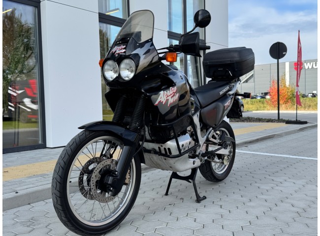 Honda Africa Twin XRV750