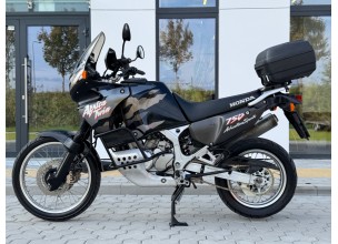 Honda Africa Twin XRV750