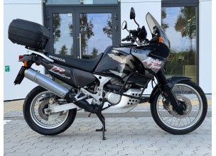 Honda Africa Twin XRV750