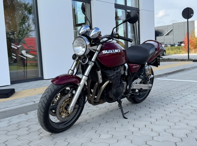 Suzuki GSX750