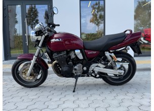 Suzuki GSX750
