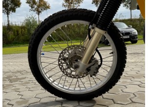 Suzuki Drz400