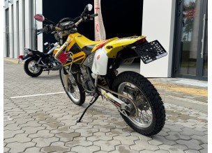 Suzuki Drz400