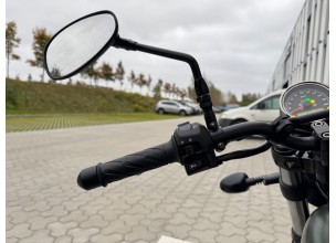 Moto Guzzi V7 III Rough