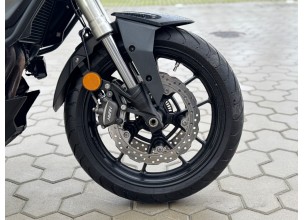 Voge 500Ds