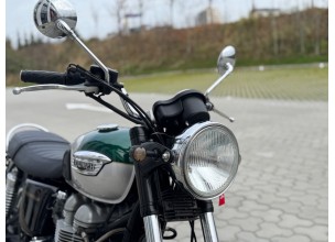 Triumph Boneville 790