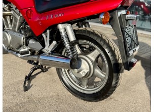 Suzuki VX800