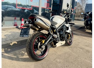 Triumph Street Triple R
