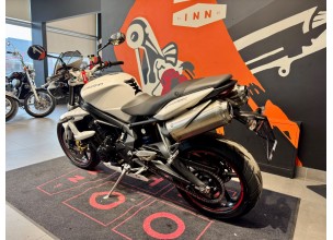 Triumph Street Triple R