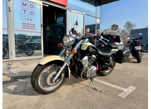 Honda Shadow Vt750