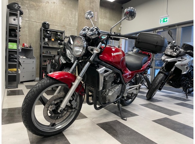 Kawasaki Er5