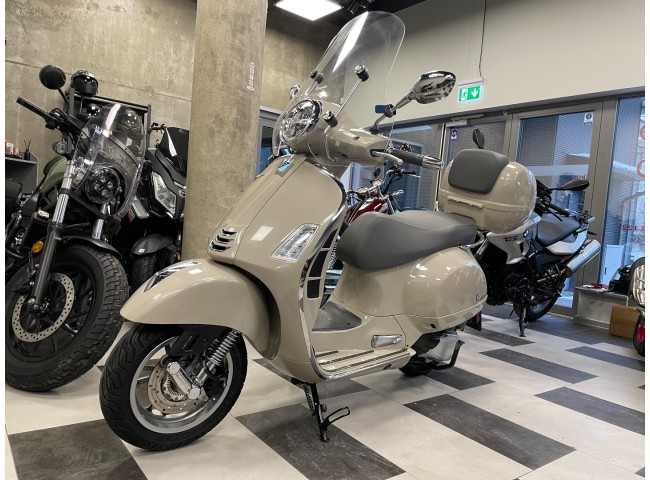 Piaggio Vespa Gts 300