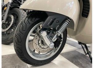 Piaggio Vespa Gts 300