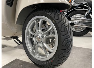 Piaggio Vespa Gts 300