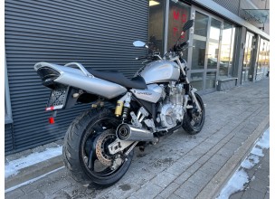 Yamaha XJR1300 